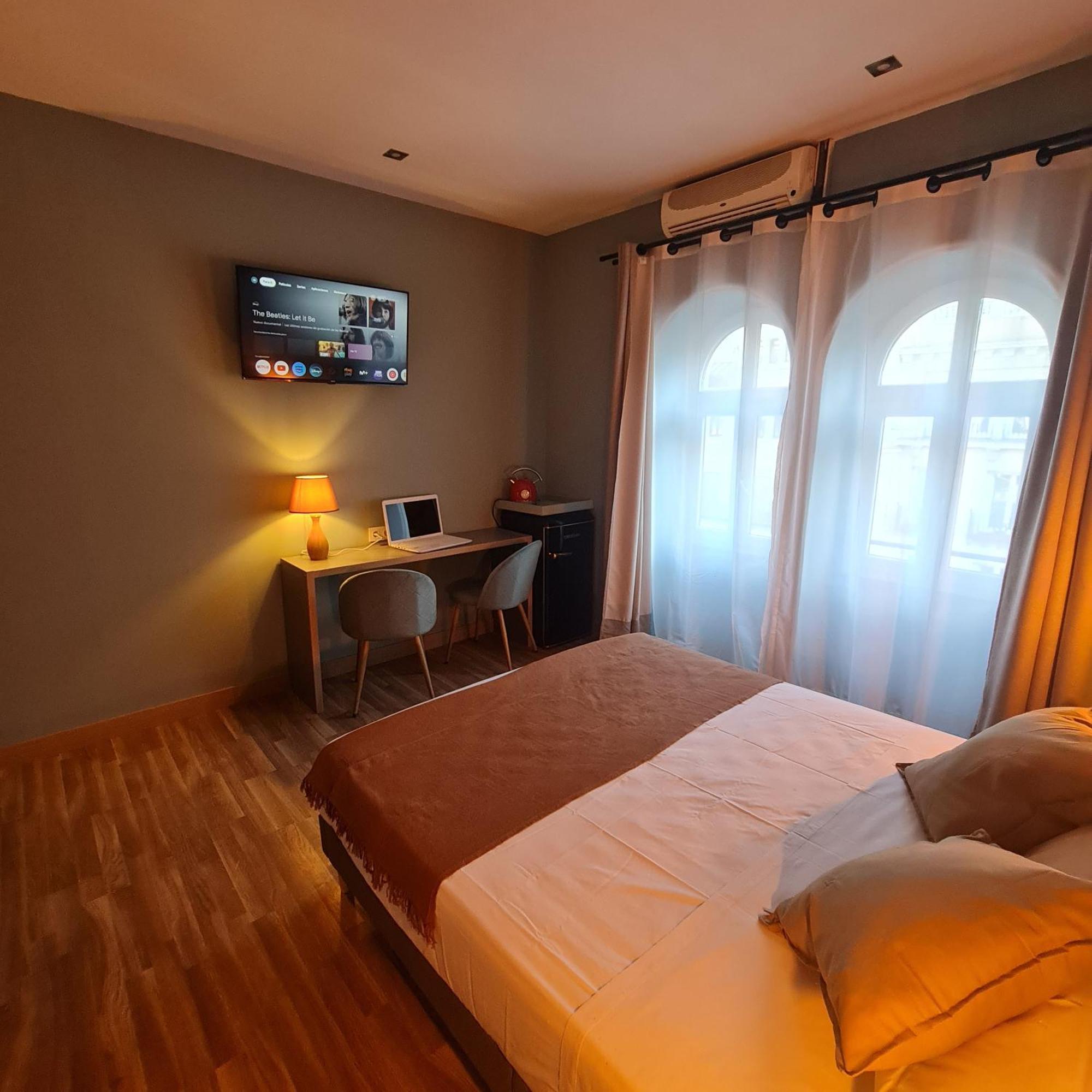 Luxury Green Hostal Madrid Gran Via Екстер'єр фото
